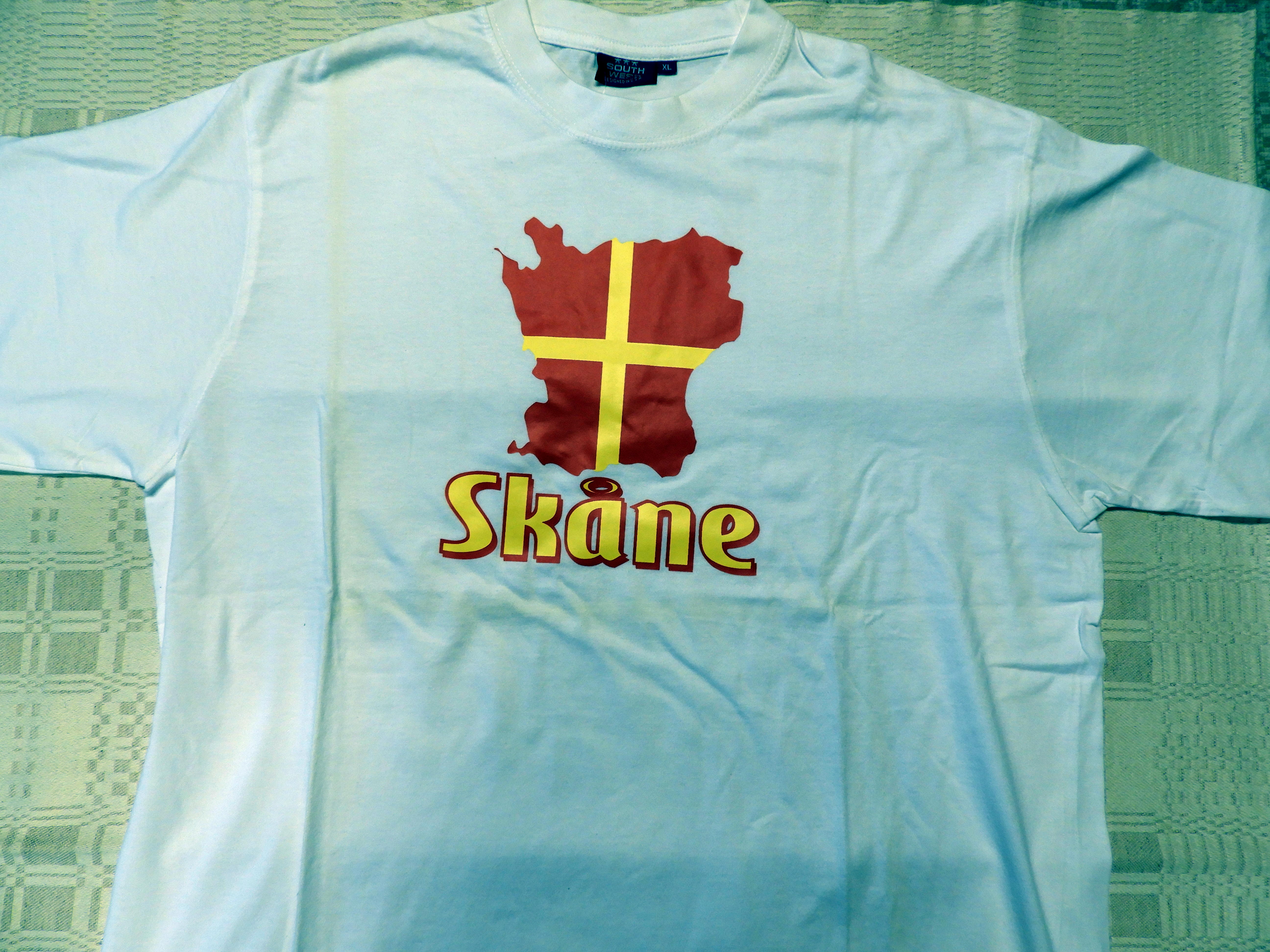 T-Shirt Vit, Skåne & Skåne flagga