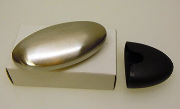 Löktvål-tar bort lukt från händerna.