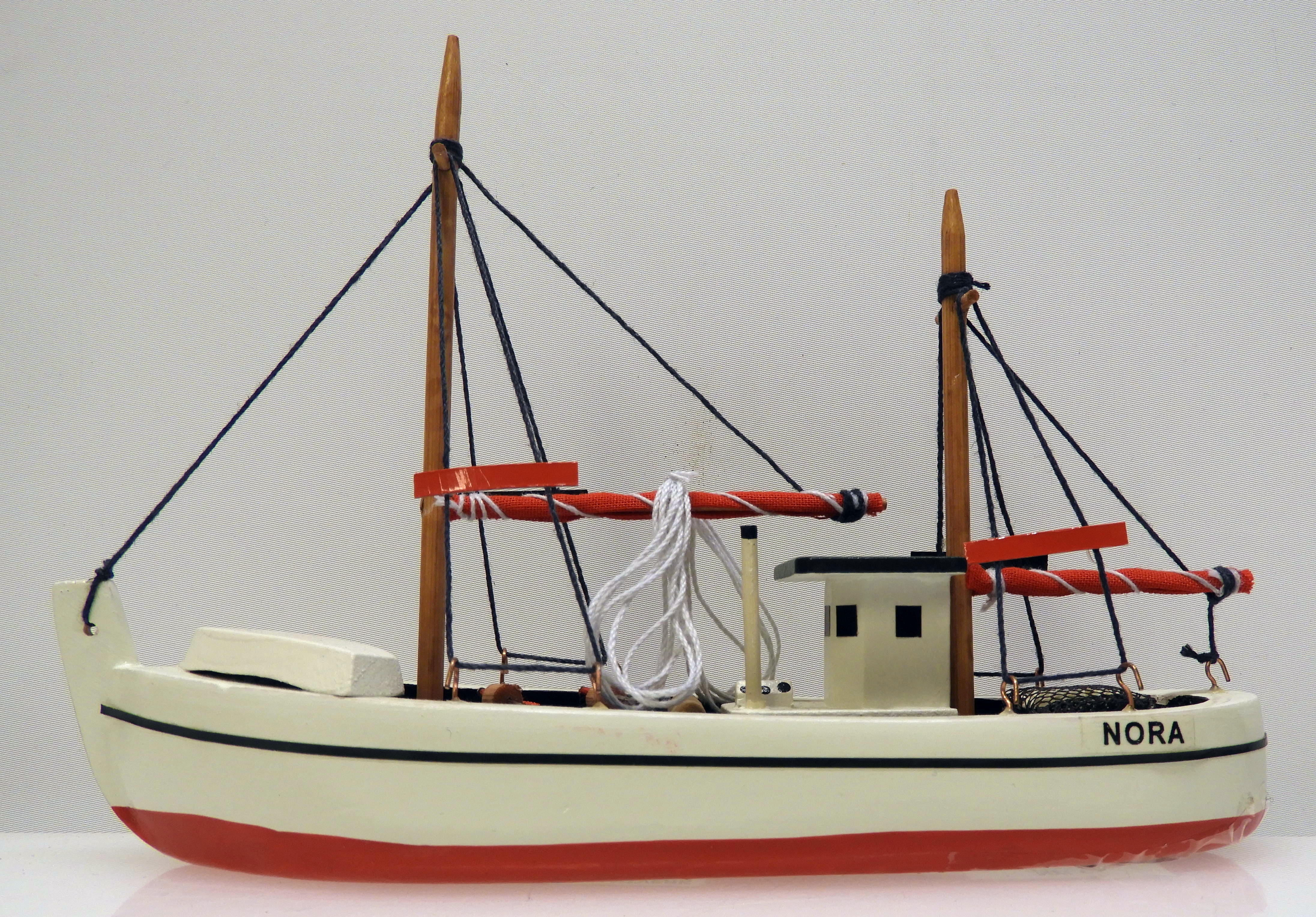 Fiskebåt  - 2