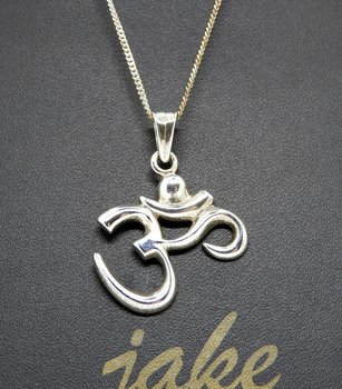 Halsband med kedja allt i Silver