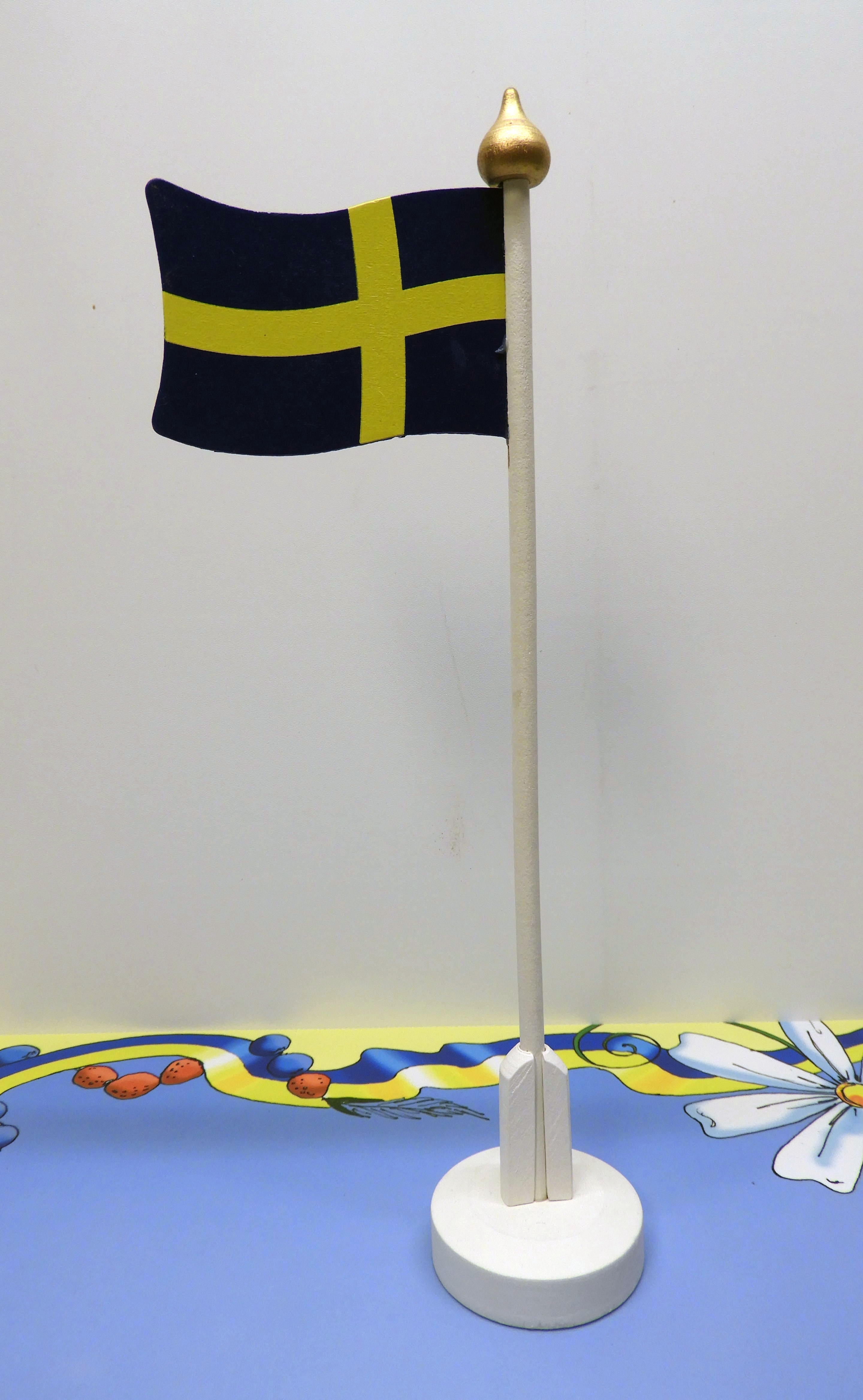 Sverigeflagga , Borrdsflagga i trä