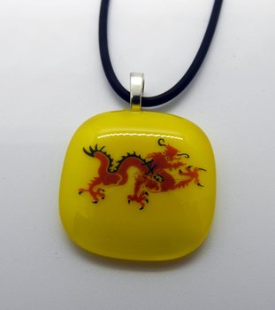 Halssmycke glasfusing drake