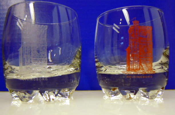 Helsingborgs Whisky glas, Etsad eller mörkröd