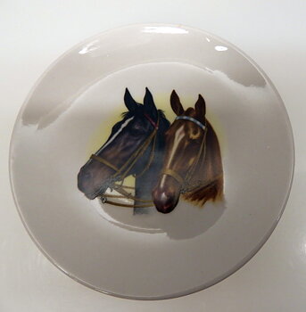 Tallrik liten med Häst huvud 01 11,5 cm i diameter