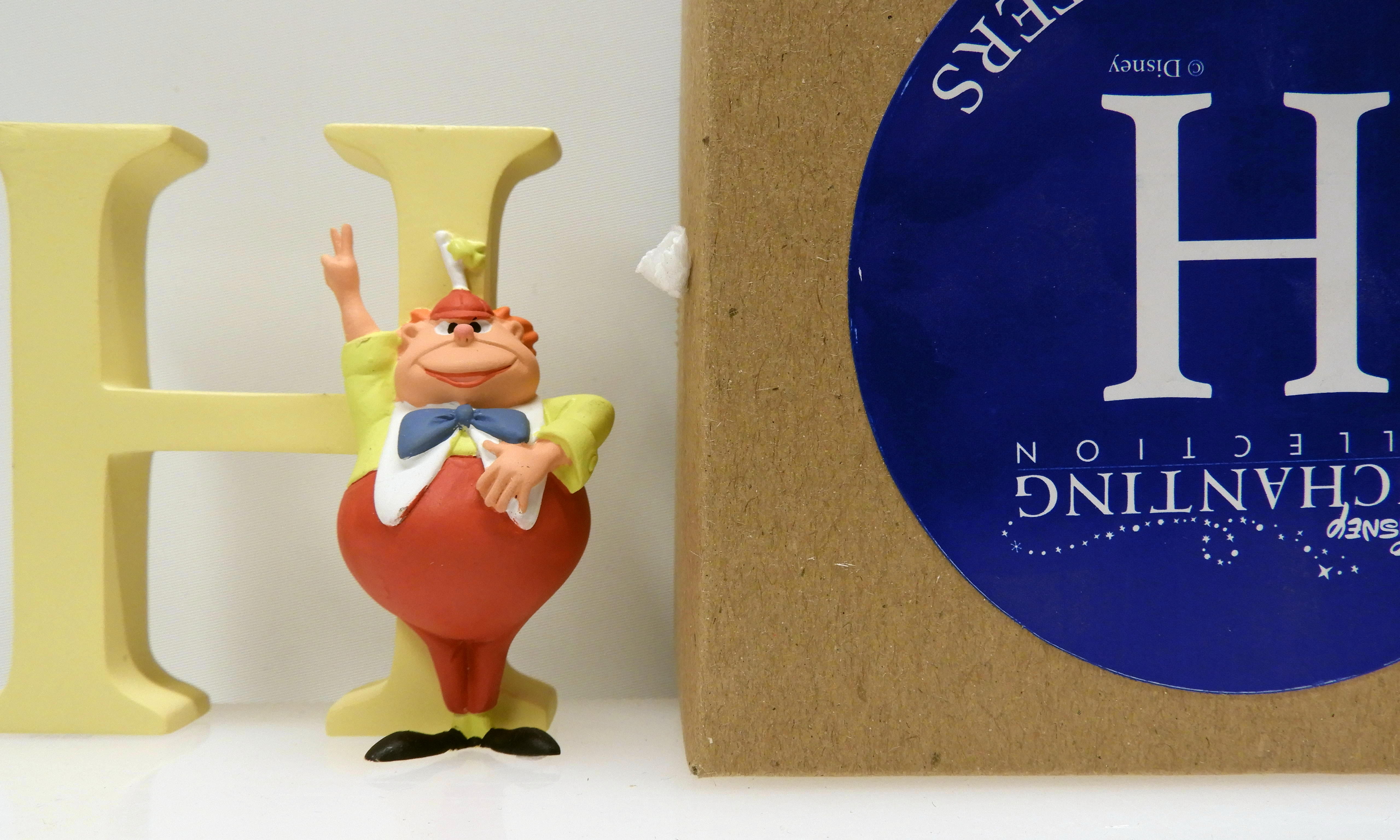 H som i Tweedle Dee And Dum - 2