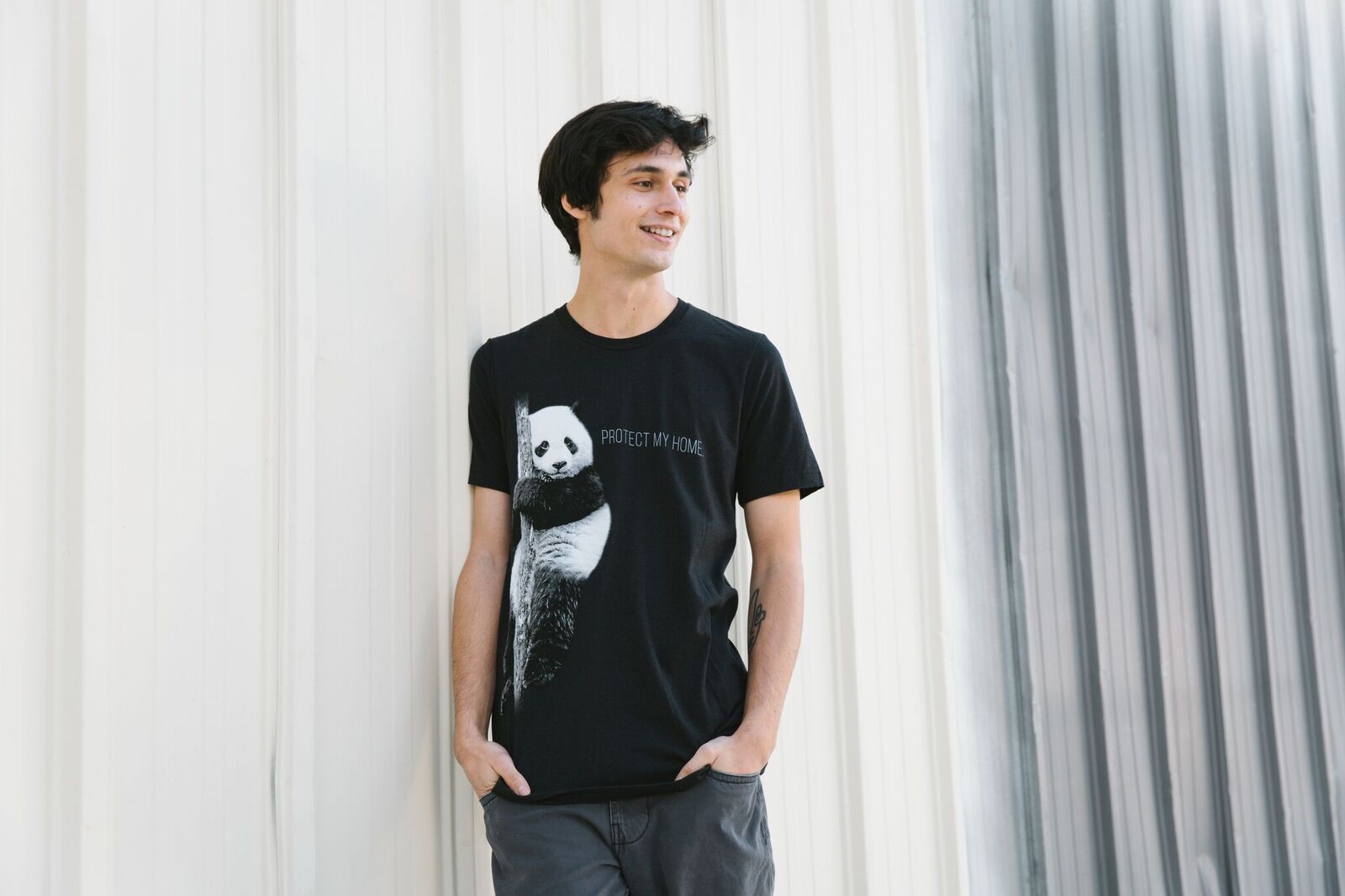 Panda T-shirt / Protect My Home - 3
