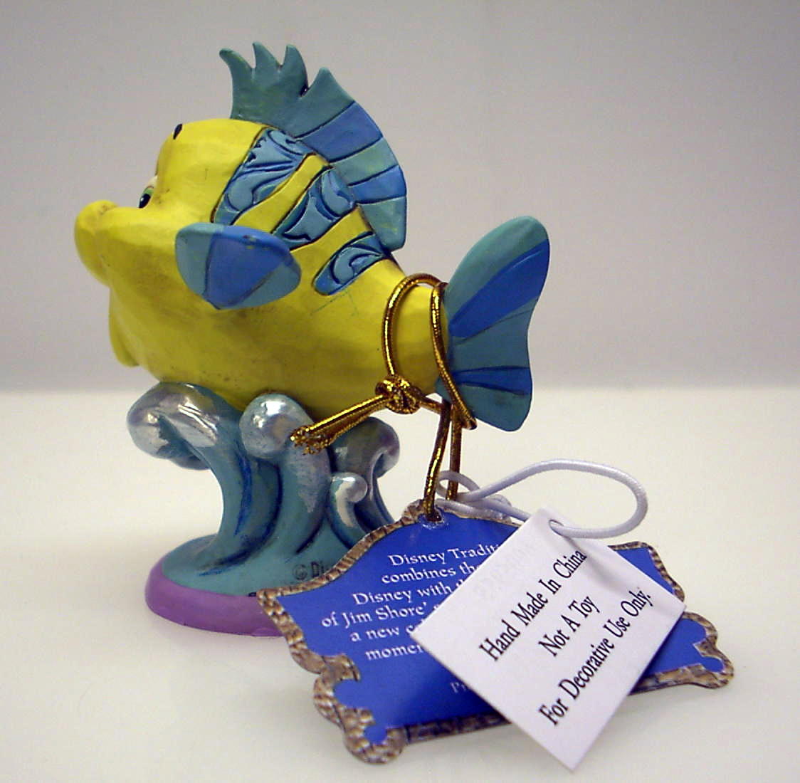 Disney Go Fish, Flounder Figurine av Jim Shore - 4