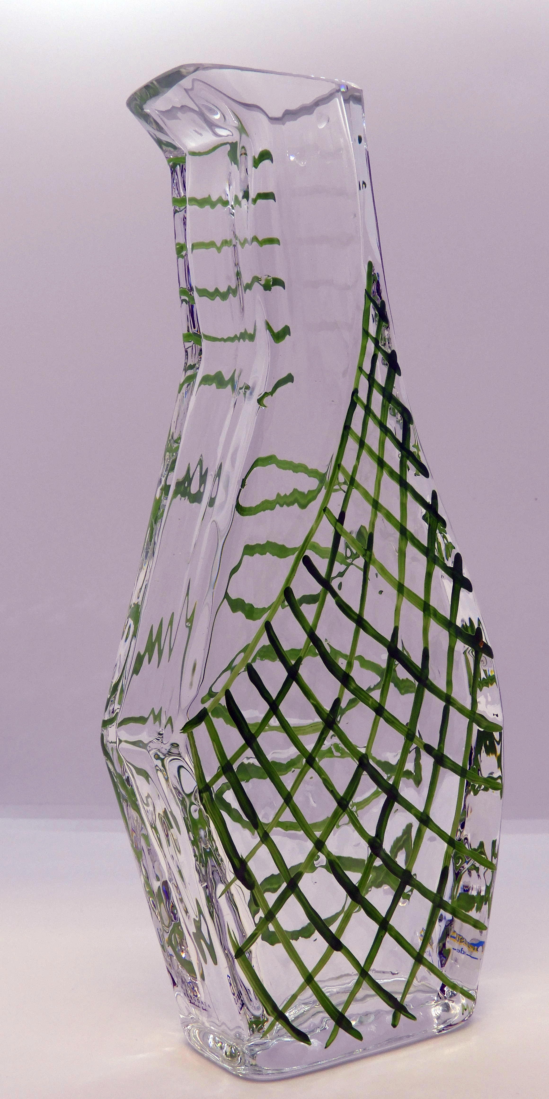 Glasvas av Wiktor Berndt, Fiskar i nät, grön - 2