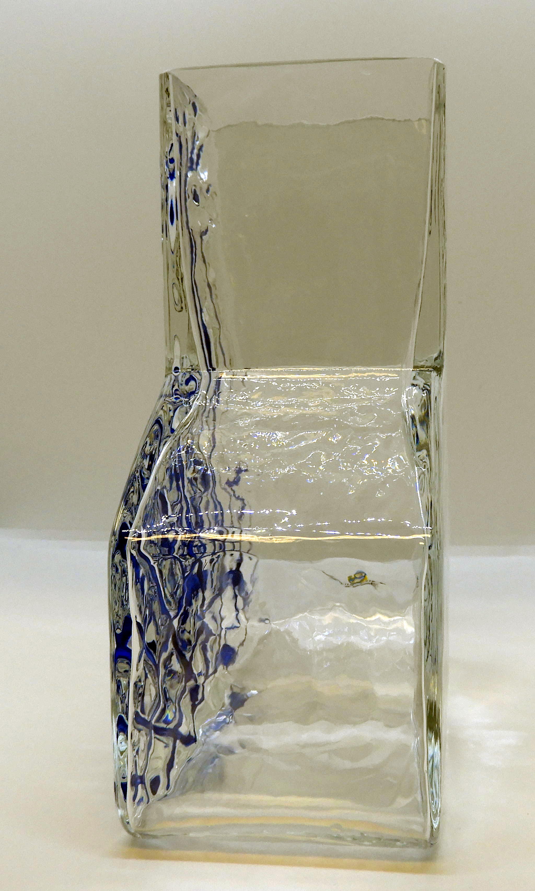 Glasvas av Wiktor Berndt, Påfågel, blå - 2