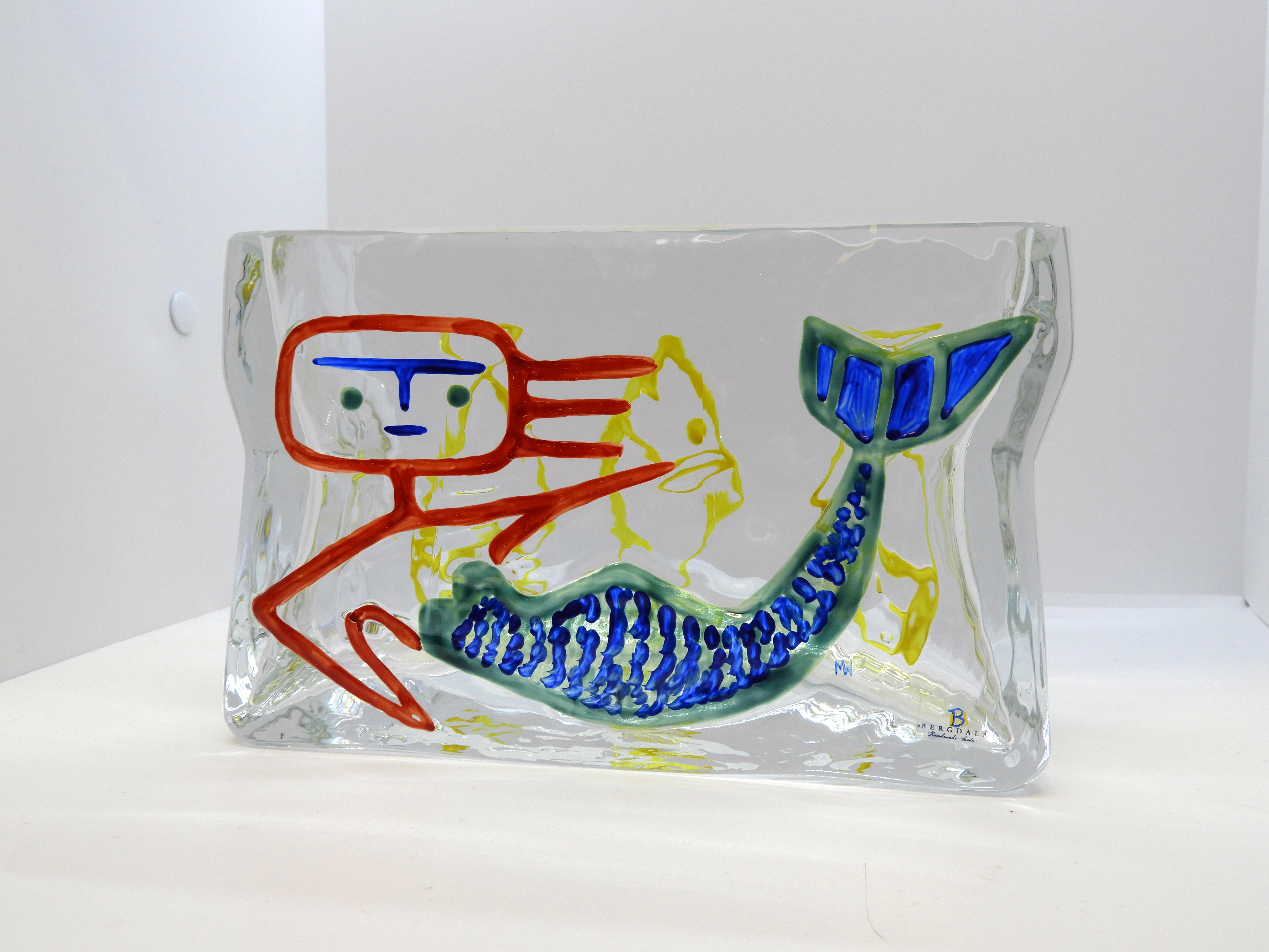 Glasvas av Wiktor Berndt, Sjöjungfru, Röd/grön