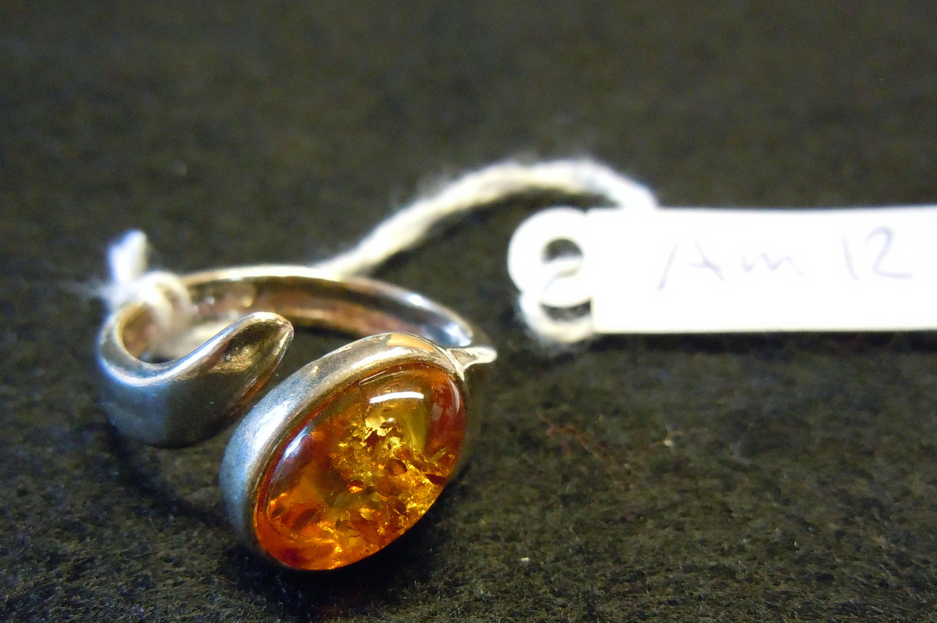 Bärnsten Amber Rav Ring / Silver 12