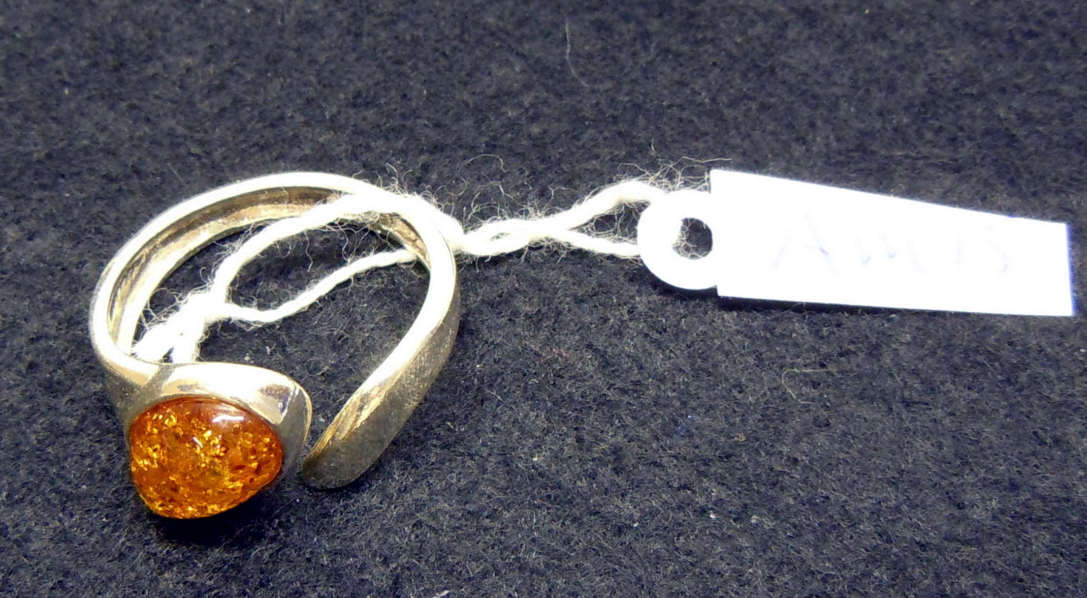Bärnsten Amber Rav Ring / Silver 15