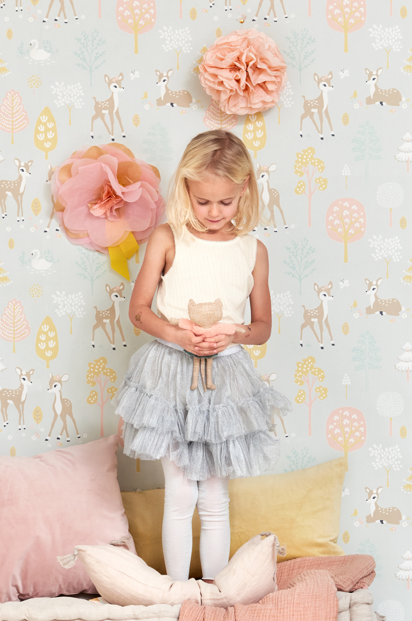 GOLDEN WOODS SOFT GREY