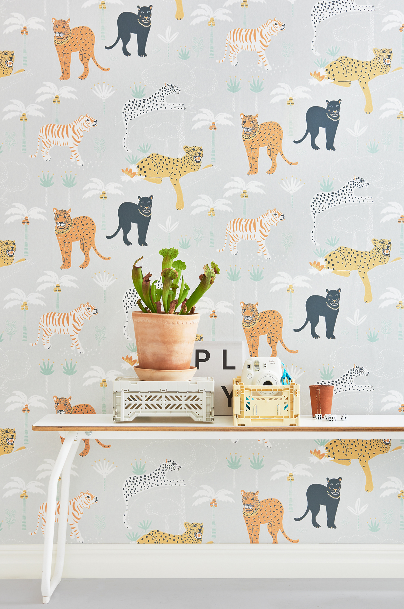 BLACK PANTHER LIGHT GREY - 2