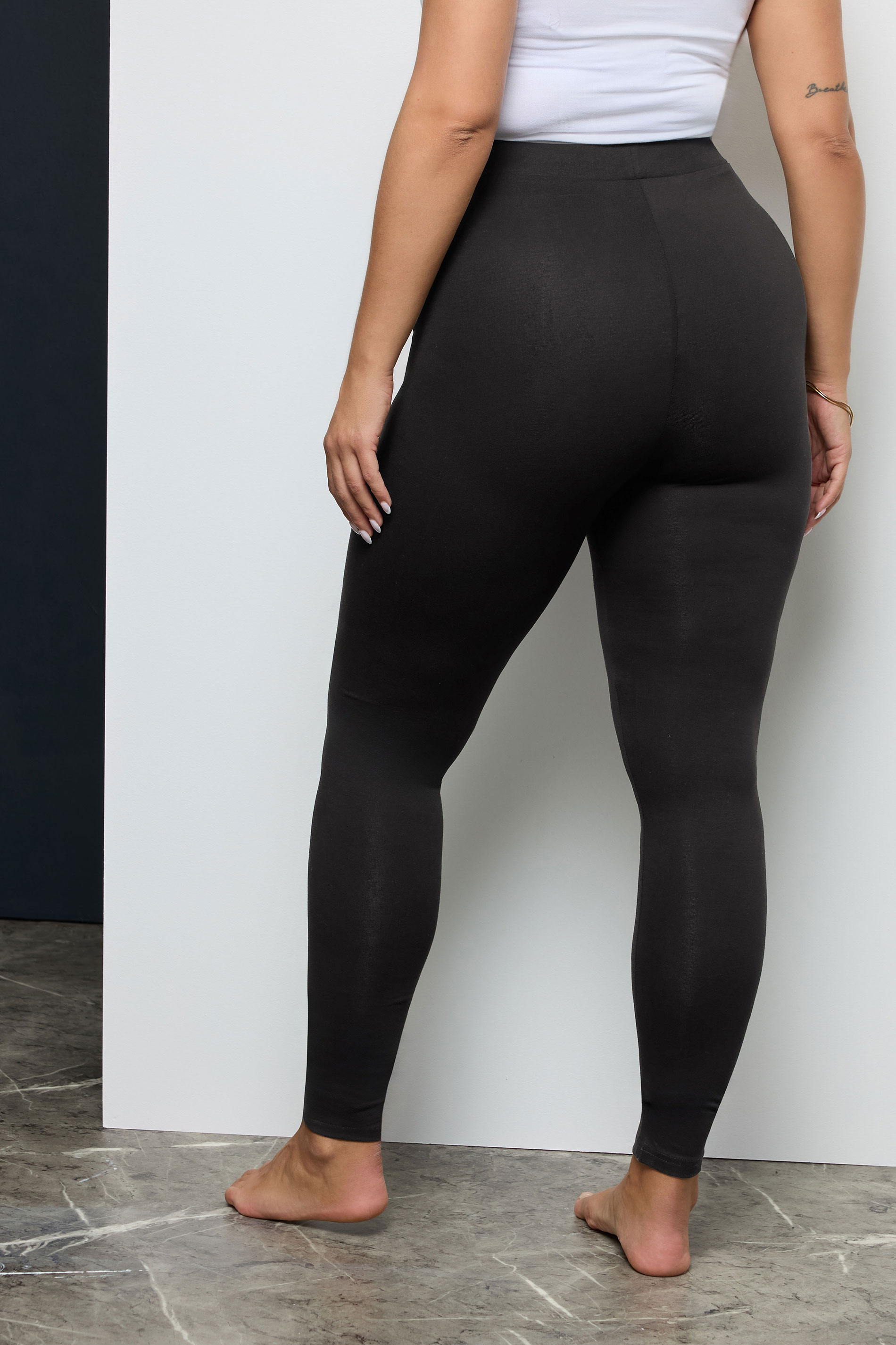 2-pack bomullsleggings, Yrsa, svart  - 3