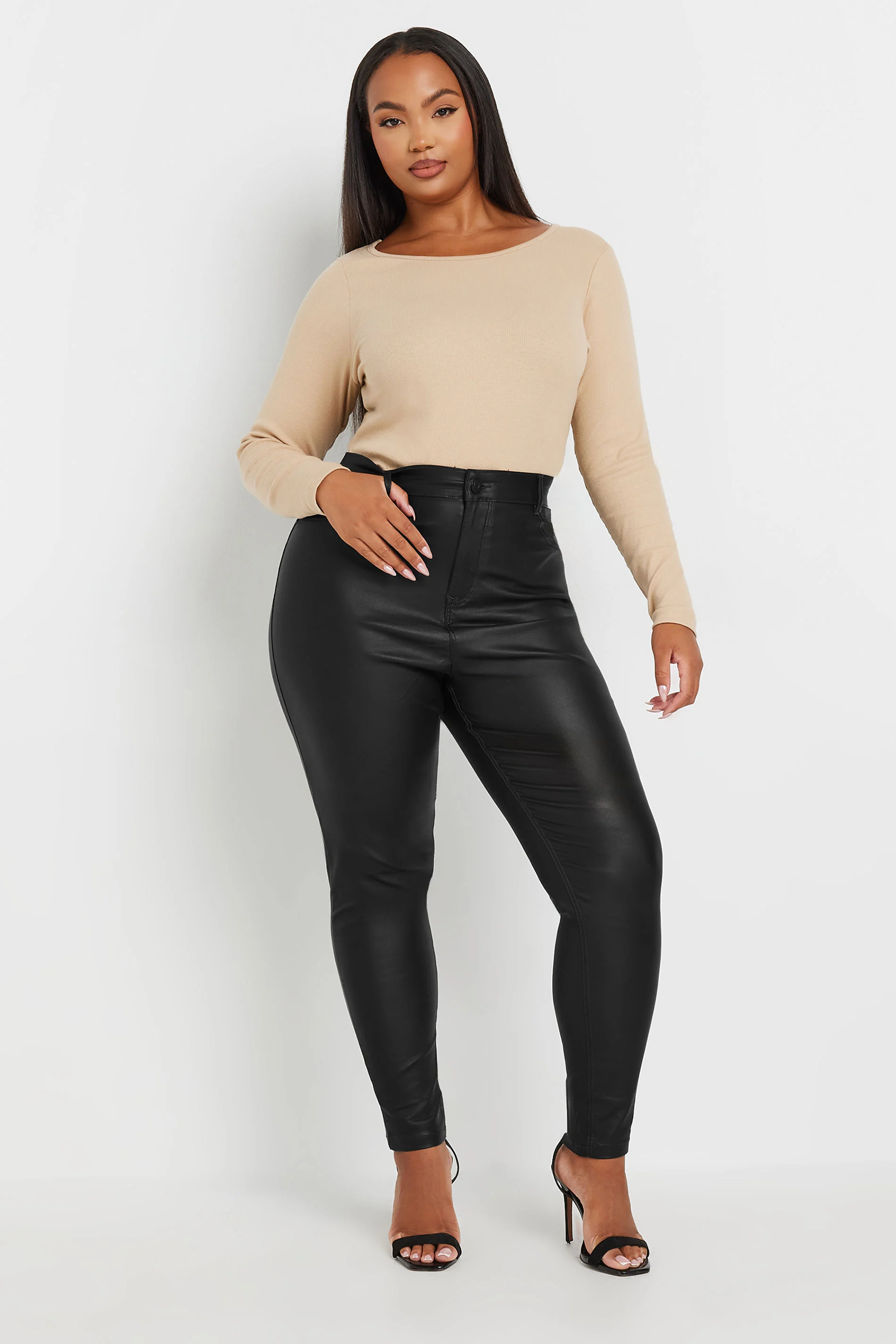 Jeans med coated finish, Ava, svart  - 3