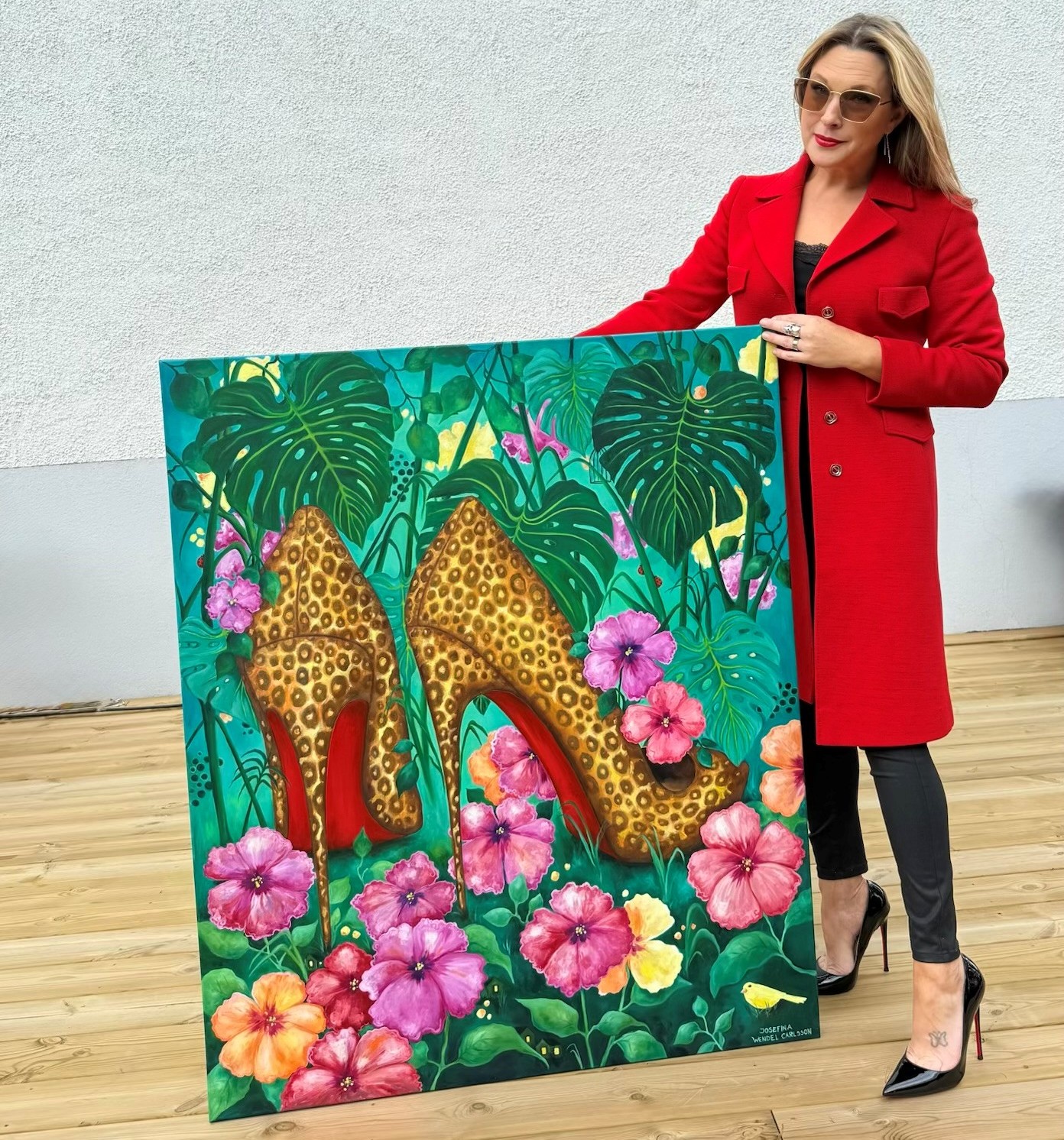 Signed and limited edition of fine art prints, posters and swedish made wodden trays  