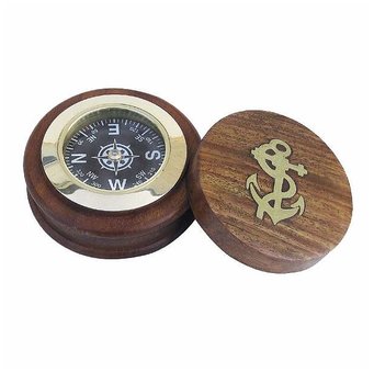Kompass med lock diameter 7,5cm
