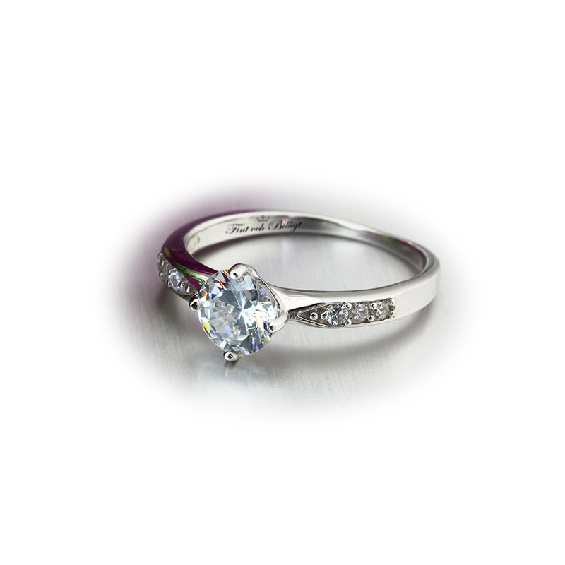 Silver Ring Princess - 925s 0.75CT CZ Diamond 6pcs. Sidestone - 3