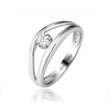 Twilight - 925s Silver Ring Solitaire Design med AAA 0,25CT Cubic Zirconia