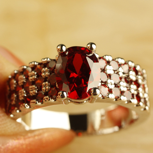 *LUXURY* Ring with Multiple Delicious Ruby Red Cubic Zirconia Stones - 2