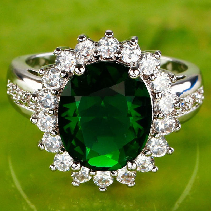 *LUXURY* Diva Ring with 9*12mm Forest Green Cubic Zirconia - 2