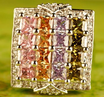 *LUXURY* Diva Silver Plated with 16 Wonderful Multicolor Swarovski Crystals