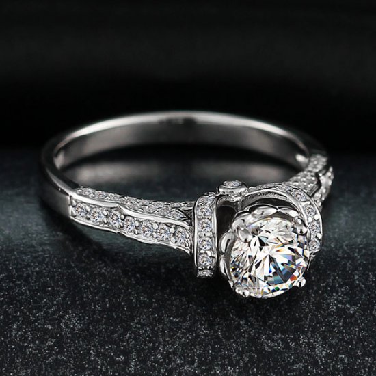 Silverring Lyxig Rund - 925s Briljantslipad CZ AAA Grade - 2