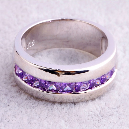 "CELEBRITY DIVA" SILVERPLÄTERAD RING MED VACKRA WATER PURPLE "EMERALD CUT" SWAROVSKI KRISTALLER 6MM - 2