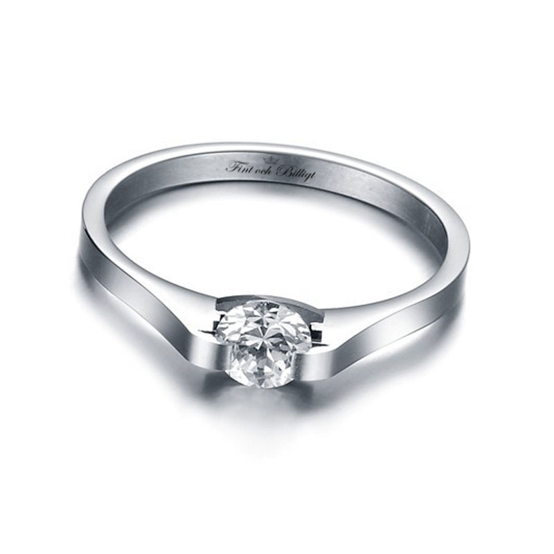 "SOLITAIRE DESIGN" KLASSISK SOLITARE RING I 316L MED CUBIC ZIRCONIA - 2