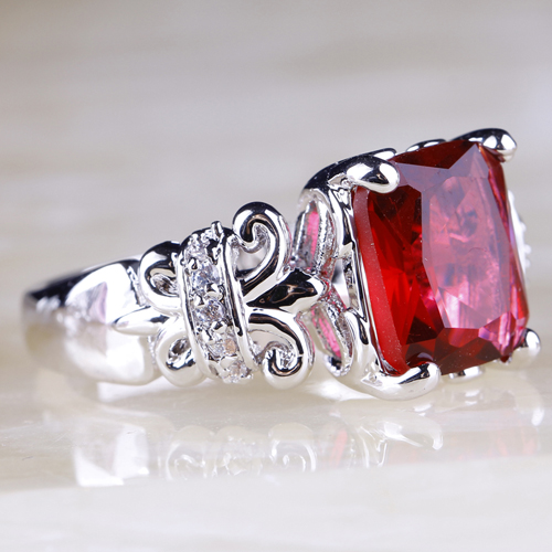 *LYX*  Diva Ring med 9*10mm Rubinröd Cubic Zirconia - 3