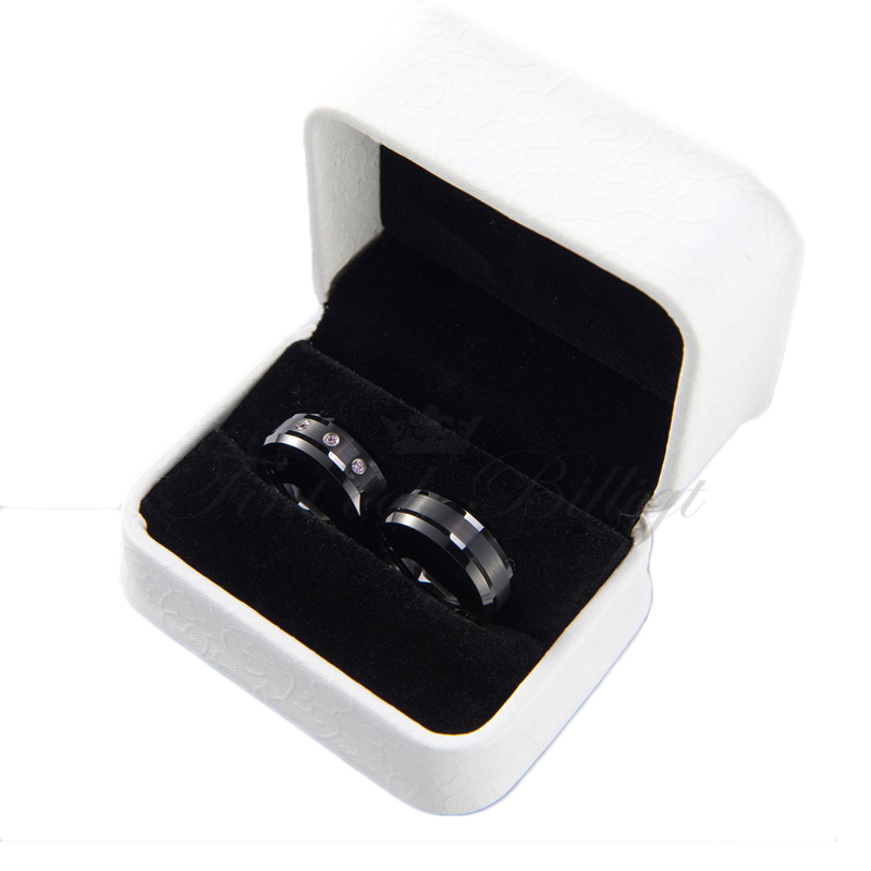 Ring Tungsten Svart Rosa Zircon diamanter FB1000 Black Pink Star 8mm Lyxiga ringar smyckesask Fint och Billigt Var Design