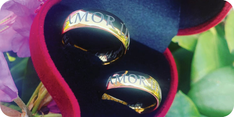 Personalize your ring with unique design and engraving