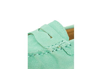 TURQUOISE