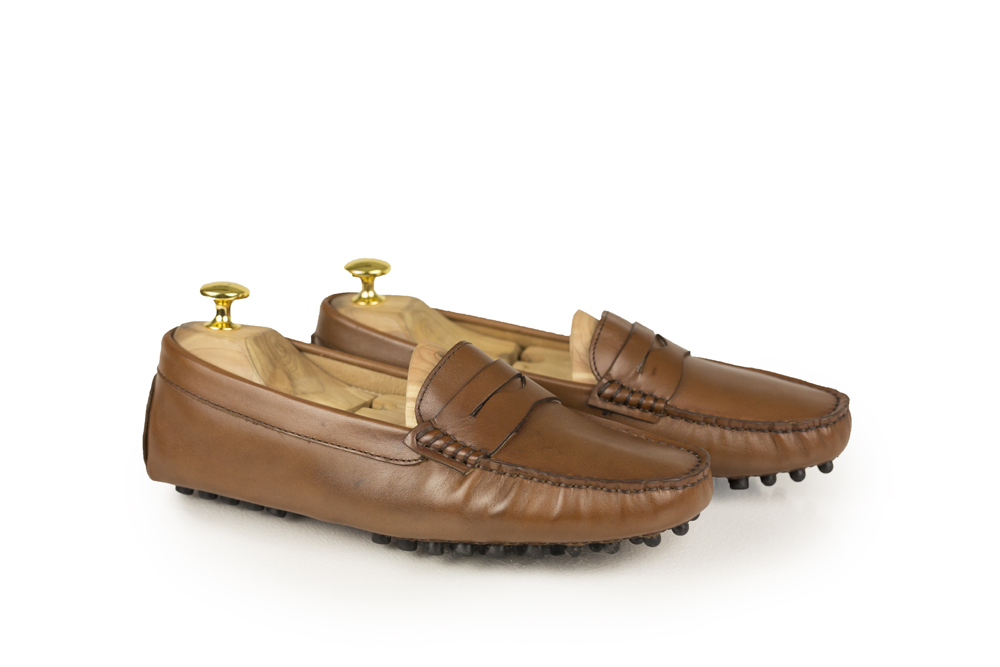 ANTIC BROWN 