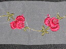 Röd rosenspets på organza 35 mm