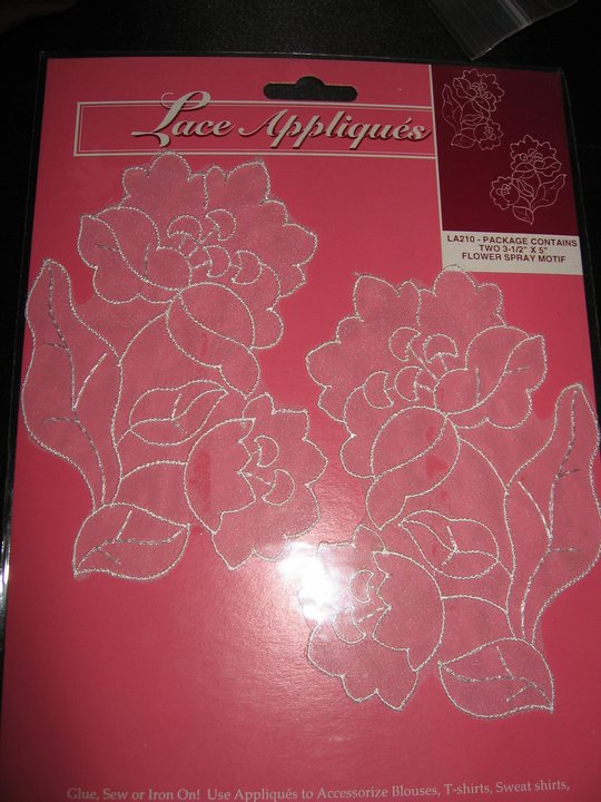 2 st. vita blomapplikationer (130 X 100 mm)