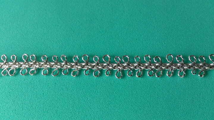 Silverfärgat band 10 mm