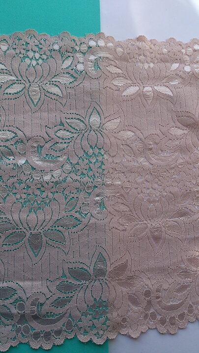 Beige stretchspets 270 mm