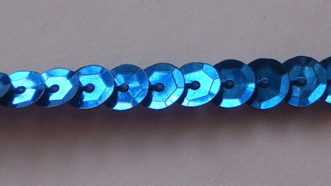 Blått paljettband 6 mm