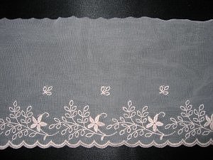 Beige spets 125 mm