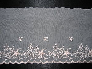 Beige spets 125 mm