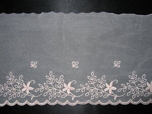 Beige spets 125 mm