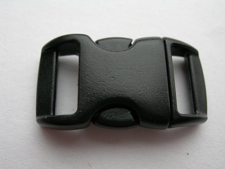 Svart spänne 11 mm