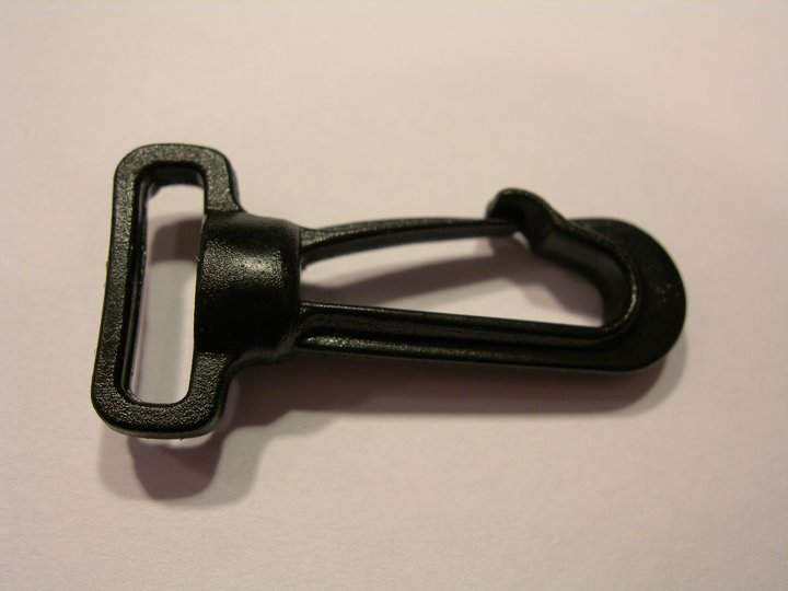 Svart plastkrok 11 mm