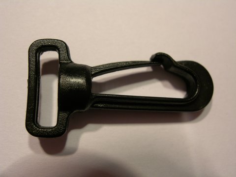 Svart plastkrok 11 mm