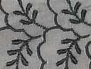 Svart organzaspets med svart broderi 60 mm