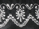 Svart organzaspets med vitt broderi 50 mm