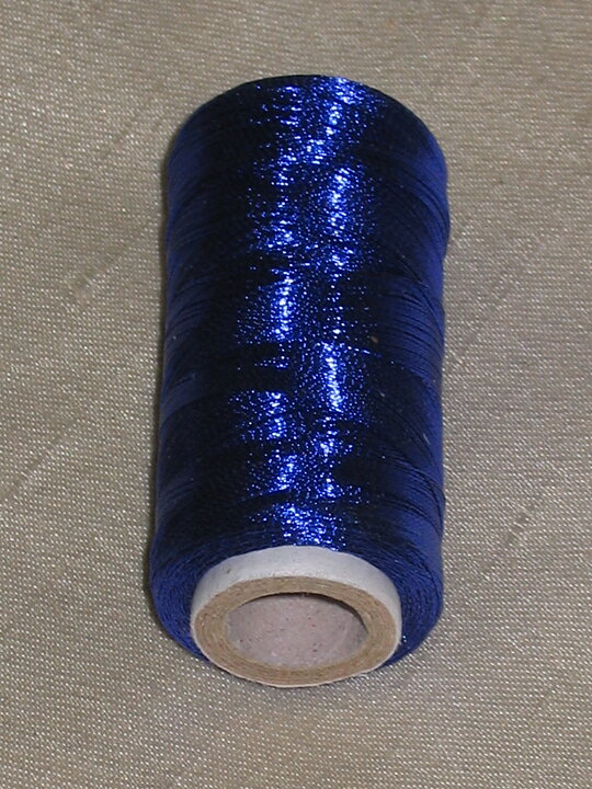 Maskinbroderitråd 300 m