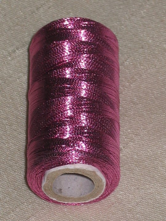 Maskinbroderitråd 300 m
